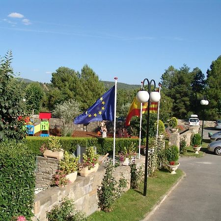 Bungalows Pena Montanesa Ainsa Exterior photo