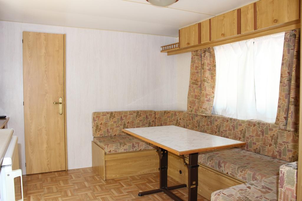 Bungalows Pena Montanesa Ainsa Room photo